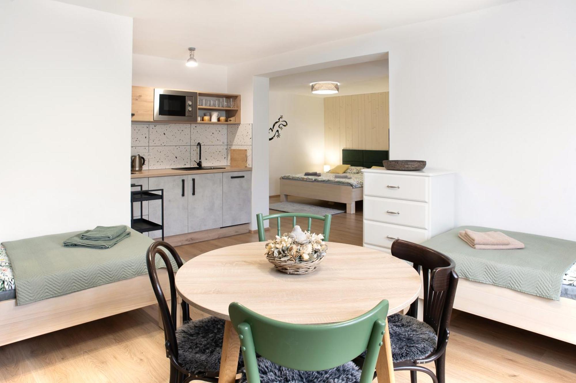 זנוימו Apartman Mloci Udoli • Podyji מראה חיצוני תמונה