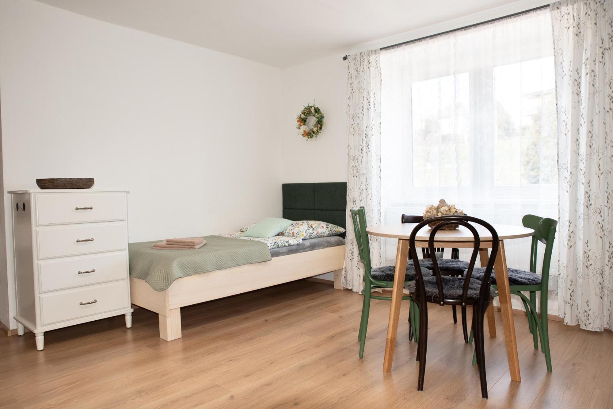 זנוימו Apartman Mloci Udoli • Podyji מראה חיצוני תמונה