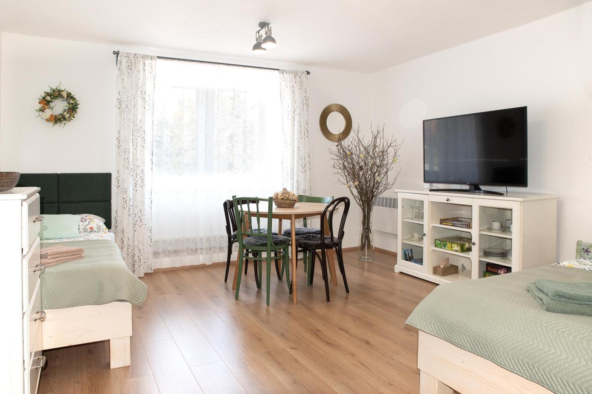 זנוימו Apartman Mloci Udoli • Podyji מראה חיצוני תמונה